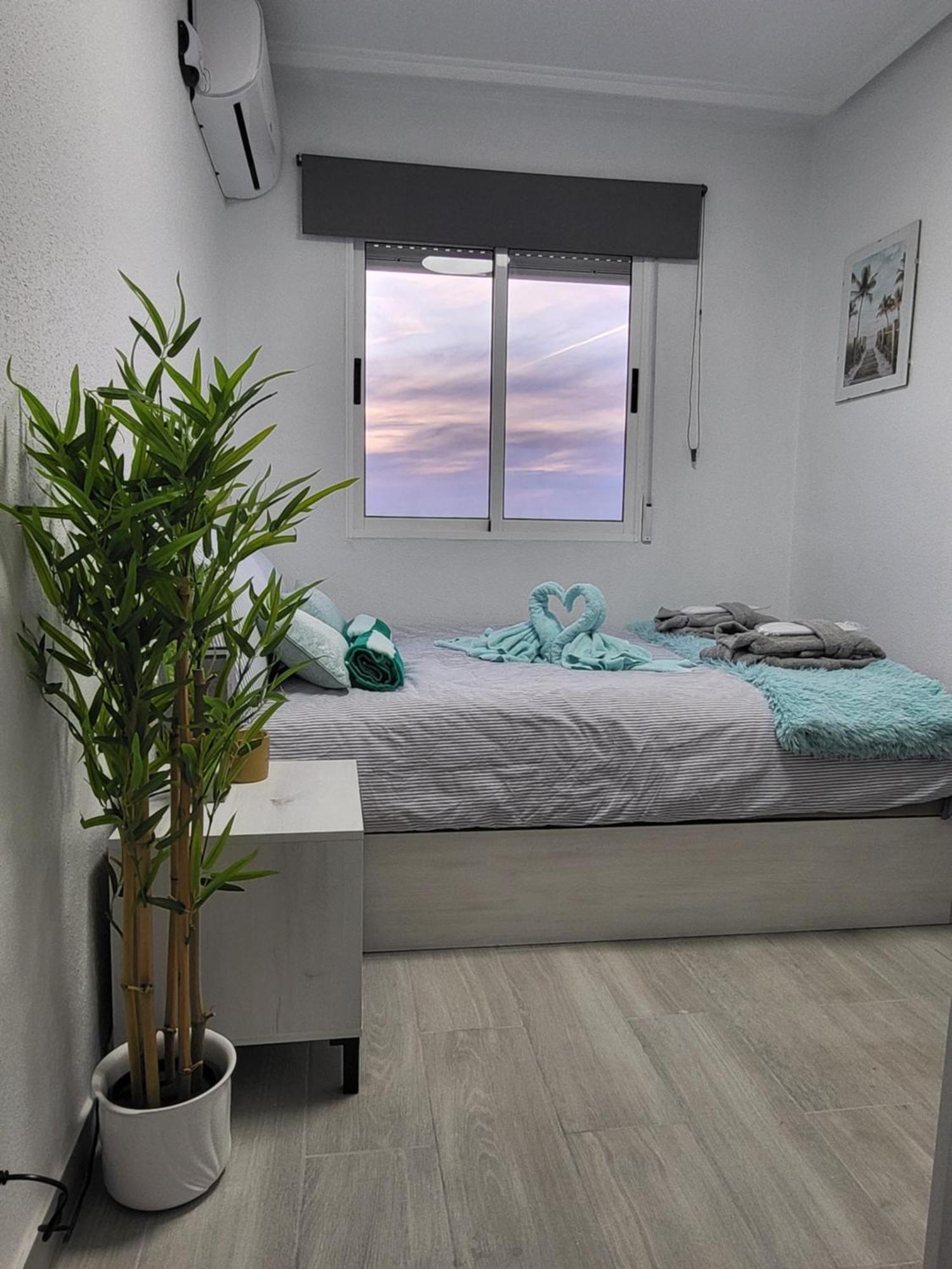Skyline 21 Apartment Torrevieja Exterior photo
